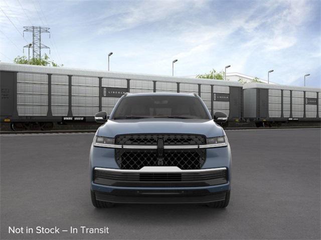 new 2025 Lincoln Navigator car, priced at $112,405