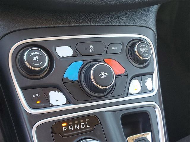 used 2016 Chrysler 200 car, priced at $3,487