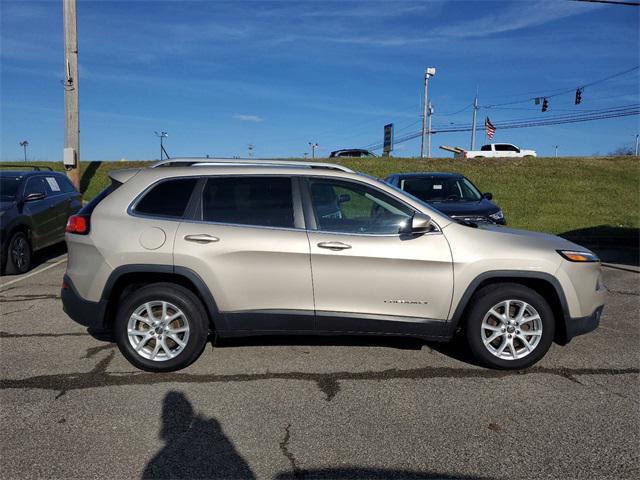 used 2015 Jeep Cherokee car, priced at $9,987