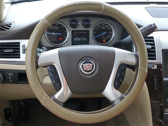 used 2009 Cadillac Escalade ESV car, priced at $9,988