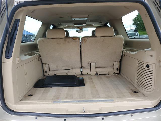 used 2009 Cadillac Escalade ESV car, priced at $9,988