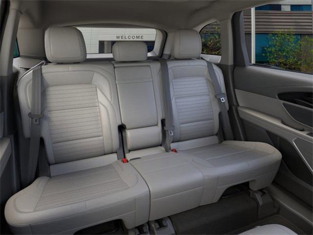 new 2025 Lincoln Nautilus car, priced at $62,058