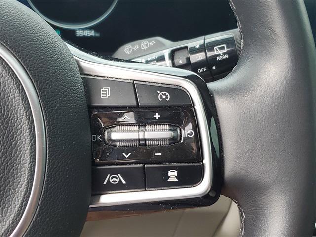 used 2024 Kia Carnival car, priced at $39,524