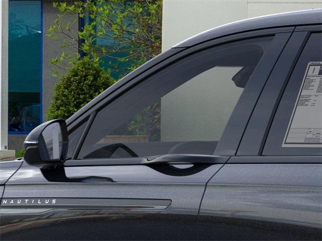 new 2025 Lincoln Nautilus car, priced at $52,864