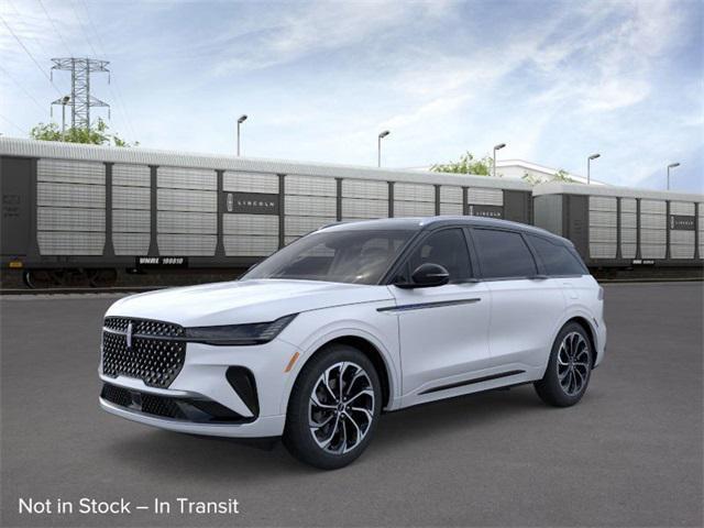 new 2025 Lincoln Nautilus car, priced at $61,948
