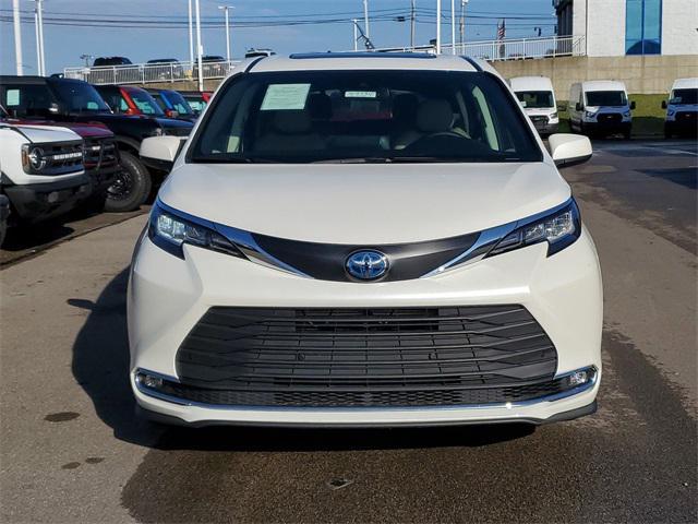 used 2021 Toyota Sienna car, priced at $36,987