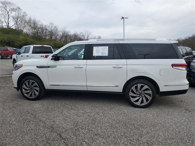 used 2022 Lincoln Navigator car, priced at $52,686