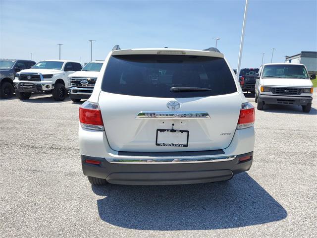 used 2012 Toyota Highlander car, priced at $10,999