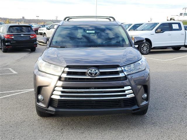 used 2017 Toyota Highlander car, priced at $24,990