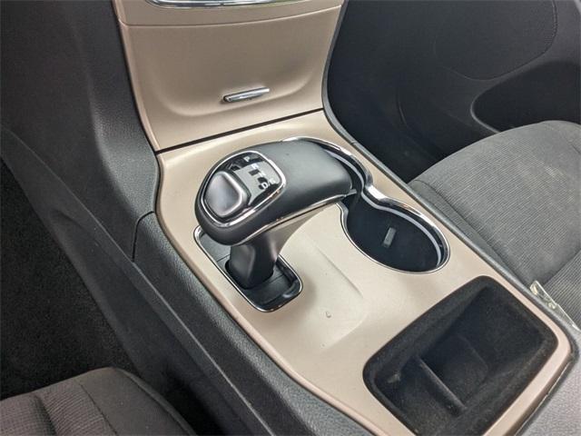 used 2015 Jeep Grand Cherokee car, priced at $13,898