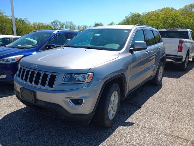 used 2015 Jeep Grand Cherokee car, priced at $13,898