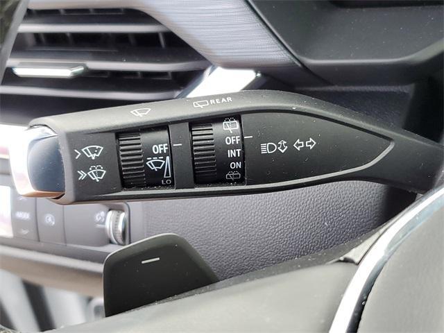 used 2025 GMC Acadia car, priced at $34,483