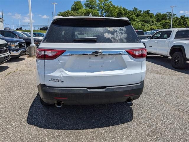 used 2021 Chevrolet Traverse car, priced at $25,042