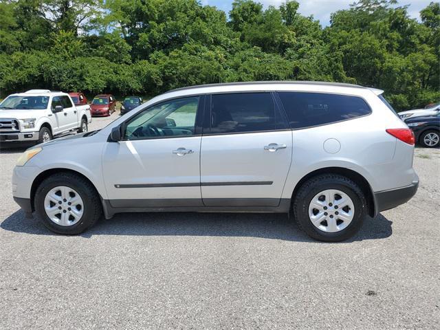 used 2009 Chevrolet Traverse car, priced at $2,986