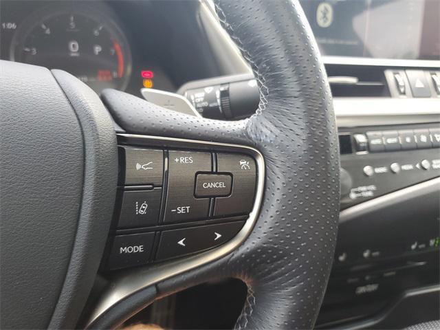 used 2020 Lexus ES 350 car, priced at $32,487