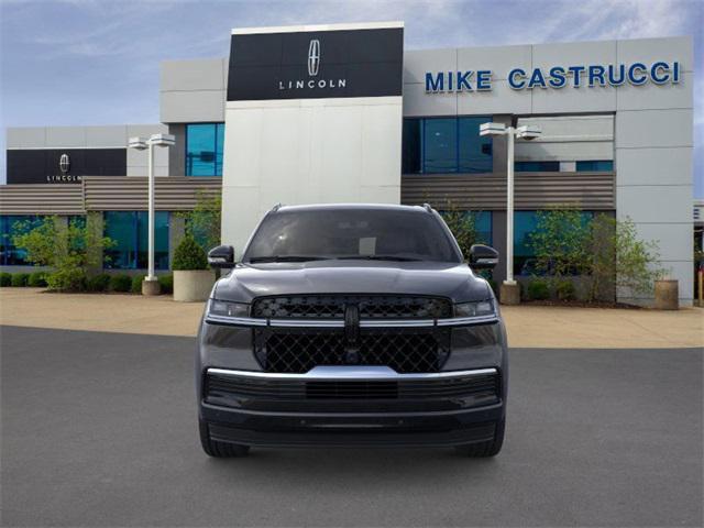 new 2025 Lincoln Navigator car, priced at $106,015