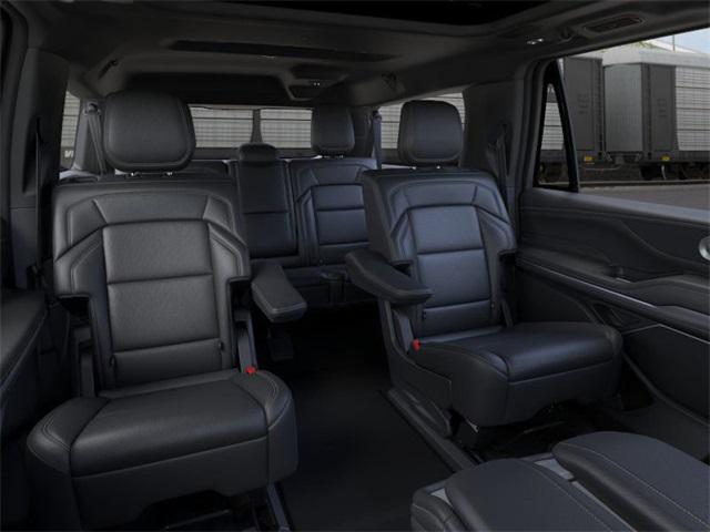 new 2025 Lincoln Navigator car, priced at $107,430