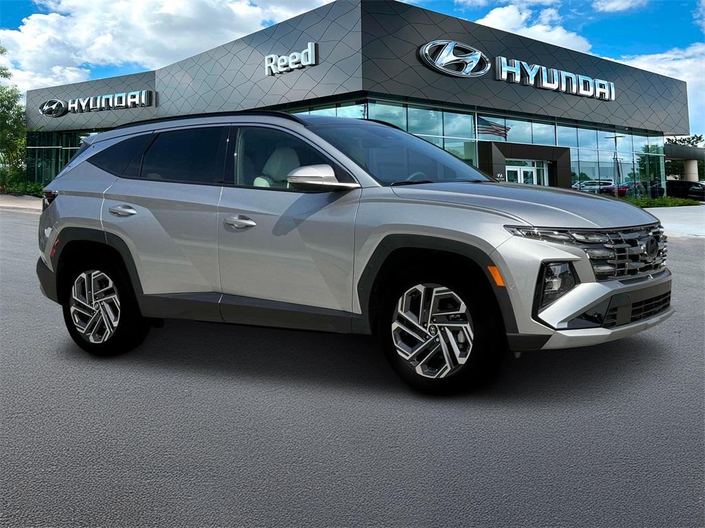 new 2025 Hyundai Tucson Hybrid car, priced at $42,179