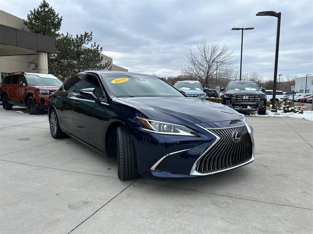 used 2019 Lexus ES 350 car, priced at $30,000