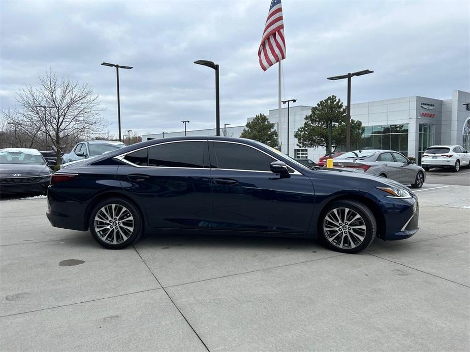 used 2019 Lexus ES 350 car, priced at $30,000