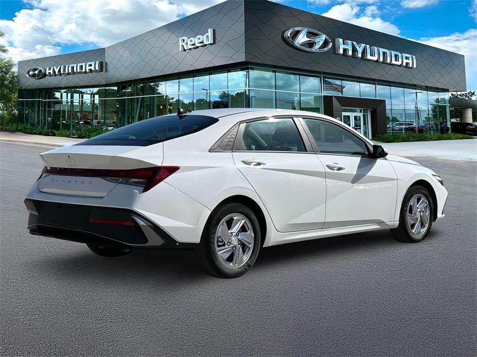 new 2024 Hyundai Elantra car, priced at $19,790