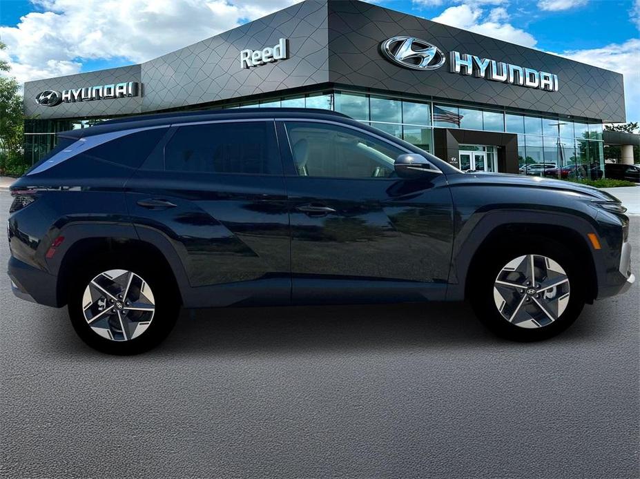 new 2025 Hyundai Tucson Hybrid car, priced at $36,637