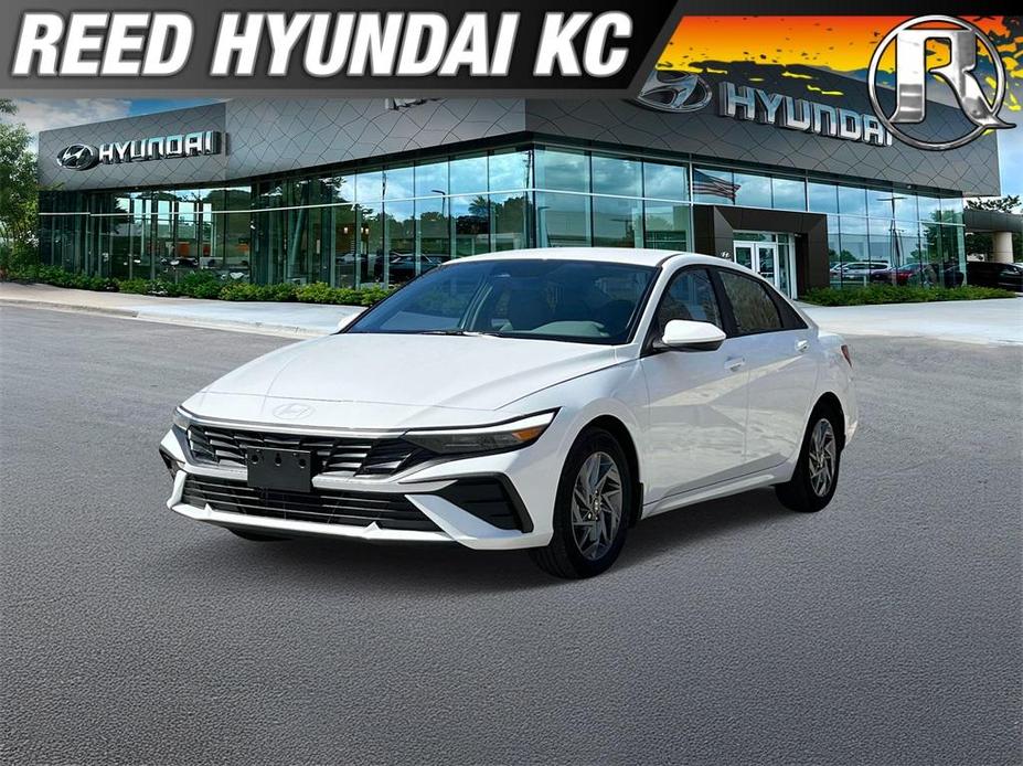 new 2025 Hyundai Elantra HEV car, priced at $25,862