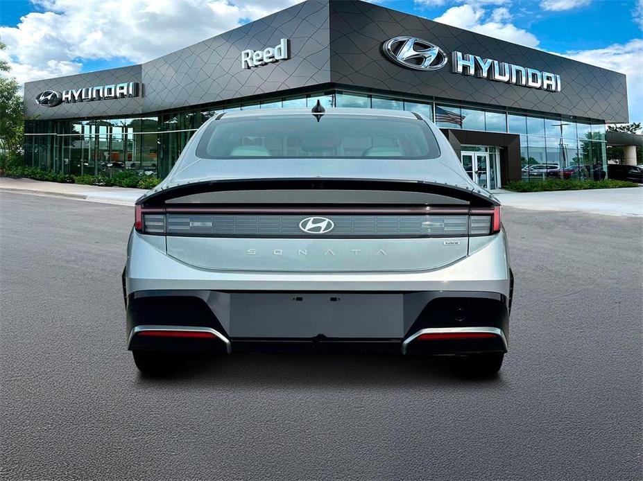 new 2024 Hyundai Sonata Hybrid car, priced at $28,054