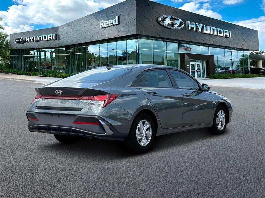 new 2024 Hyundai Elantra car, priced at $19,499