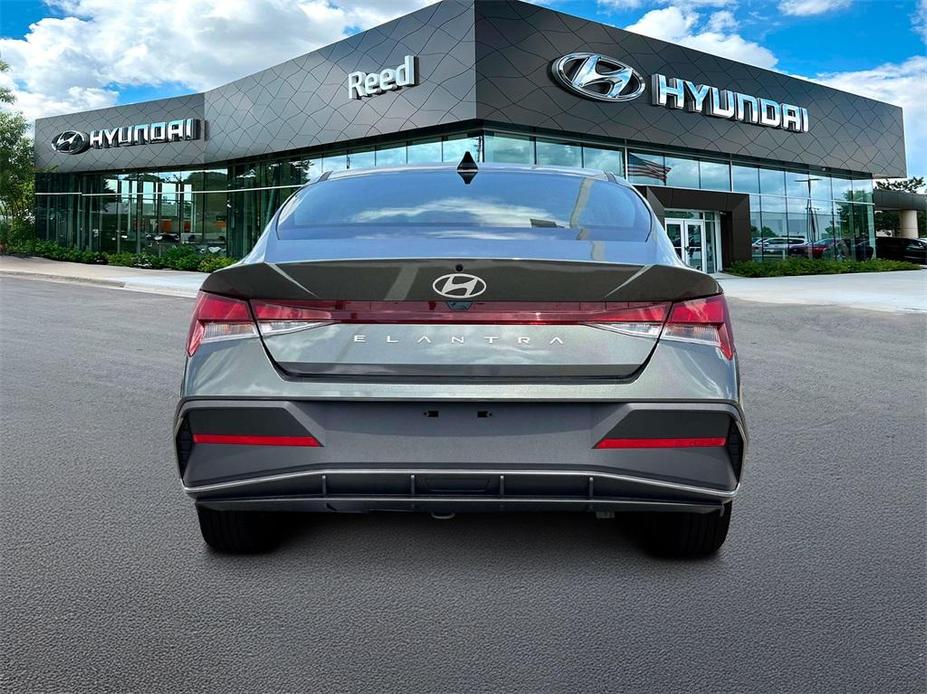 new 2024 Hyundai Elantra car, priced at $19,499