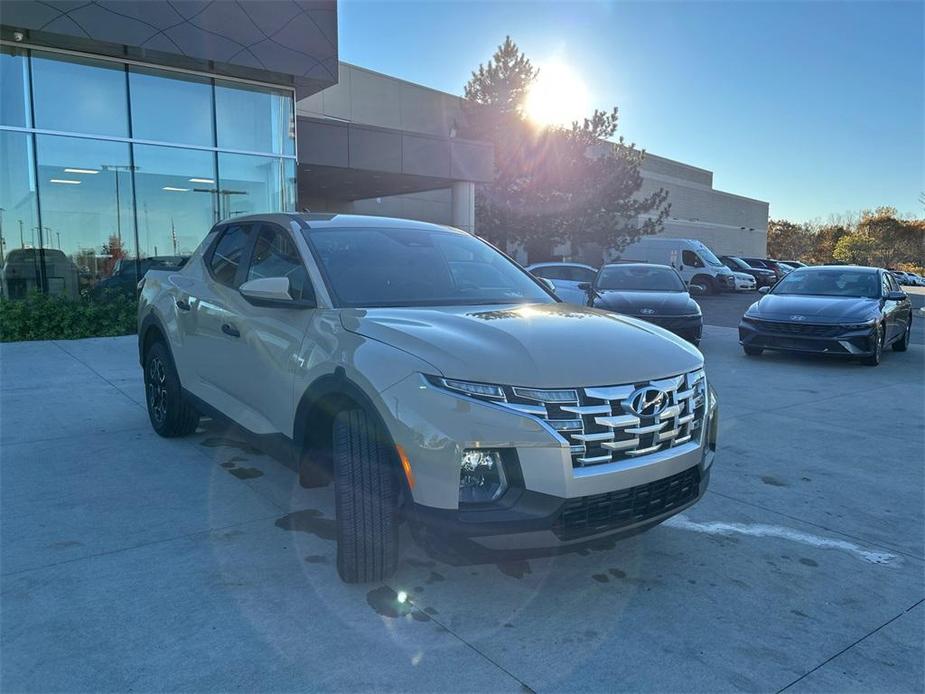 used 2024 Hyundai Santa Cruz car, priced at $27,000