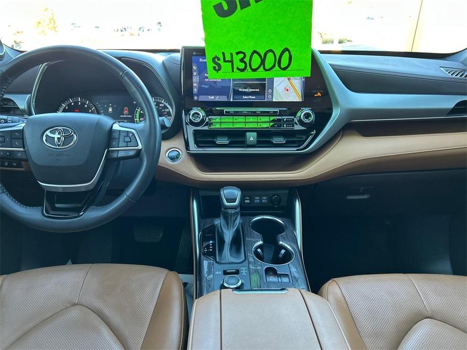 used 2022 Toyota Highlander car, priced at $42,000