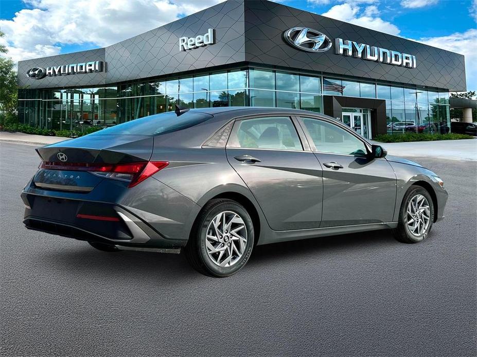 new 2024 Hyundai Elantra car, priced at $21,794