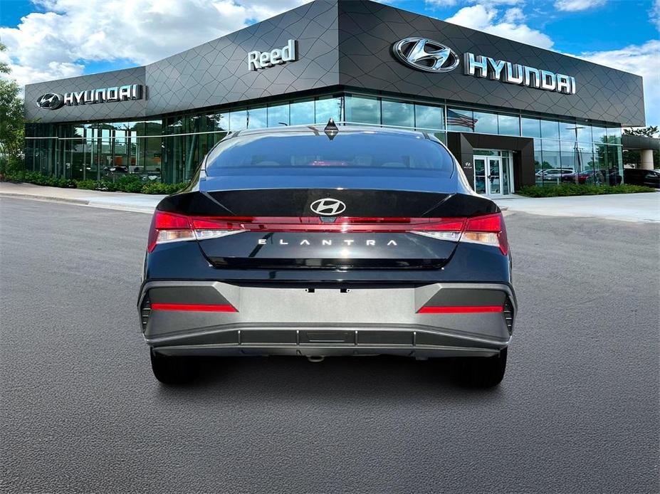 new 2024 Hyundai Elantra car, priced at $19,320