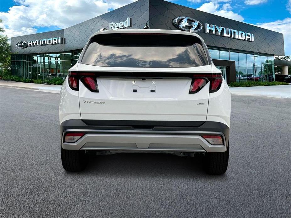 new 2025 Hyundai Tucson car, priced at $33,324