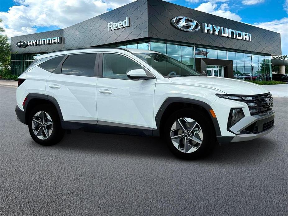 new 2025 Hyundai Tucson car, priced at $33,324