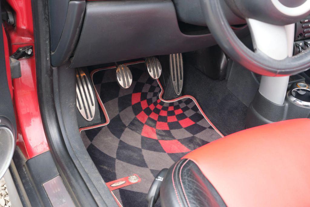 used 2006 MINI Cooper S car, priced at $4,500