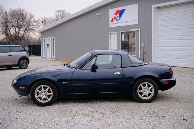 used 1994 Mazda MX-5 Miata car, priced at $9,000