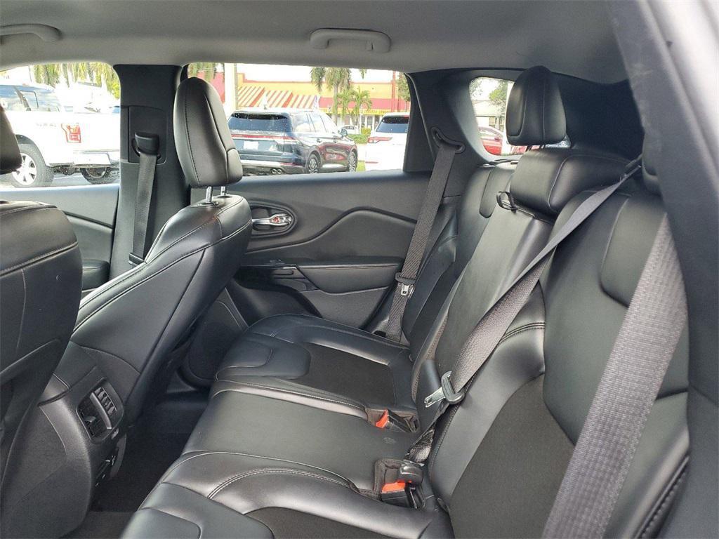 used 2020 Jeep Cherokee car, priced at $14,372