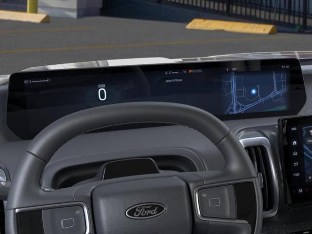 new 2025 Ford Expedition car, priced at $81,583