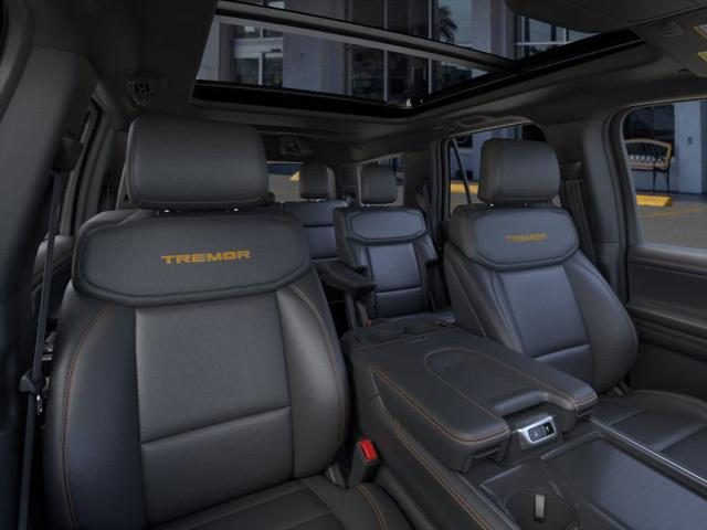 new 2025 Ford Expedition car, priced at $81,583