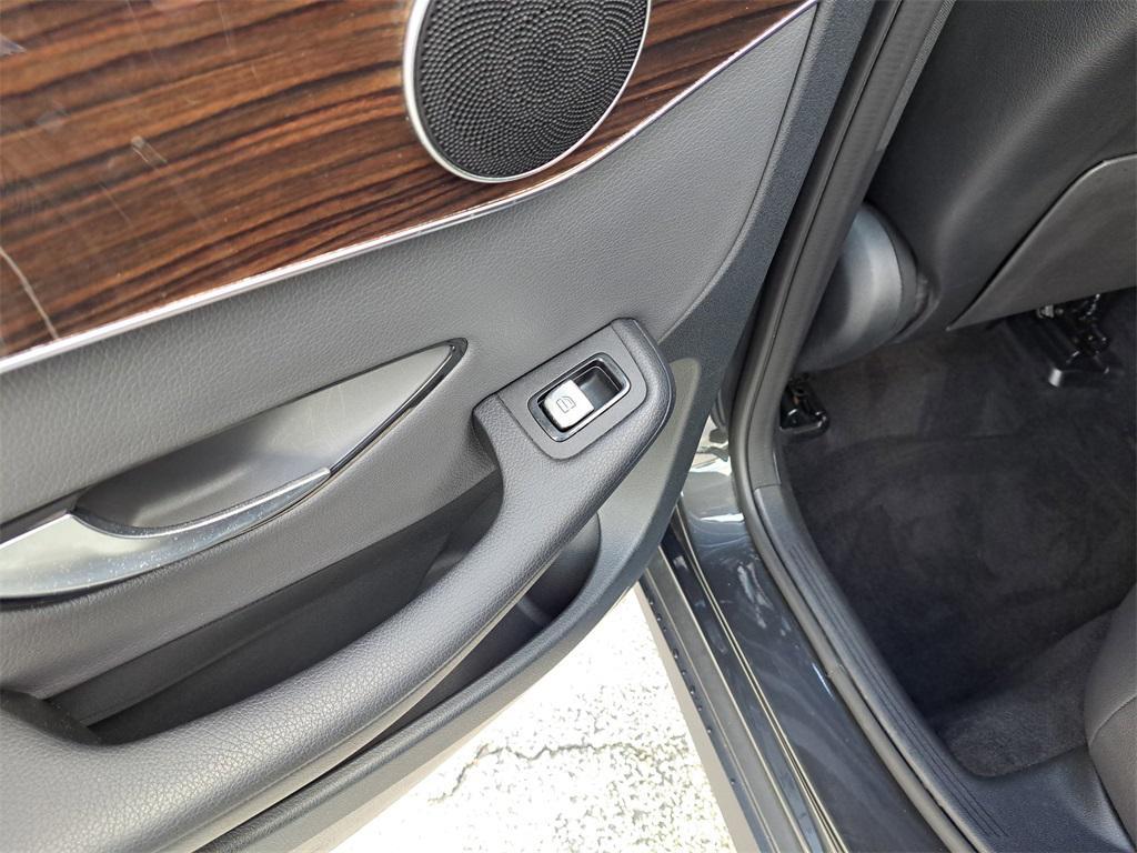 used 2020 Mercedes-Benz GLC 300 car, priced at $23,439
