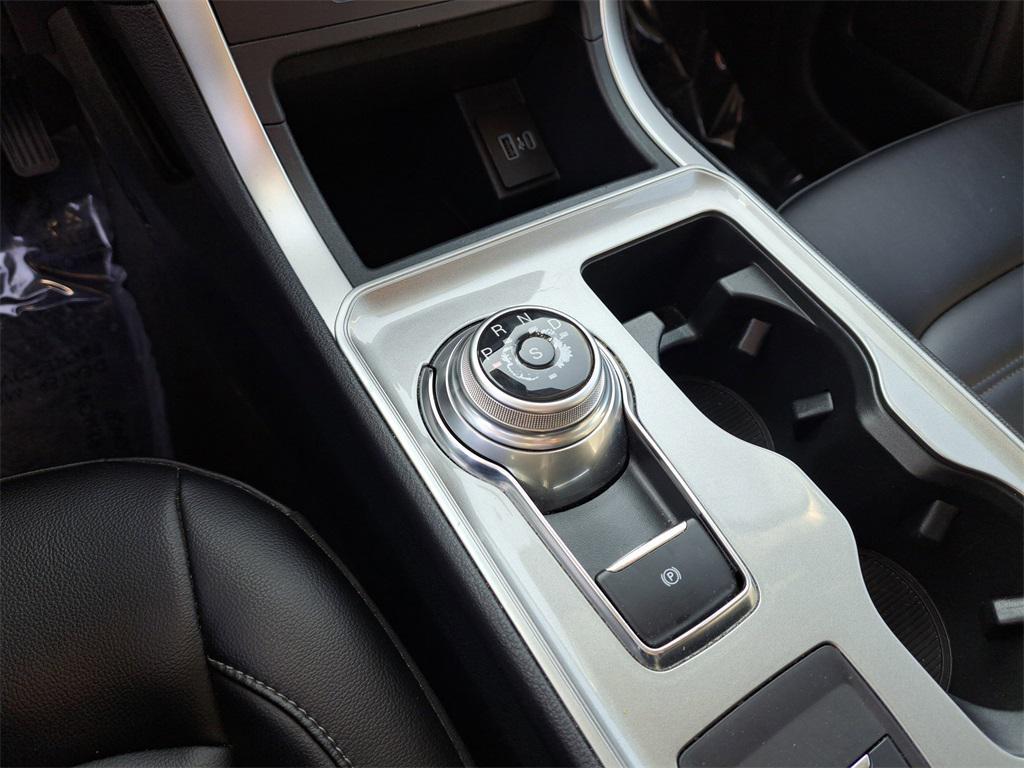 used 2023 Ford Edge car, priced at $20,998