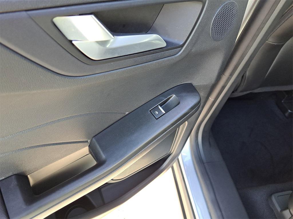 used 2022 Ford Escape car, priced at $21,788