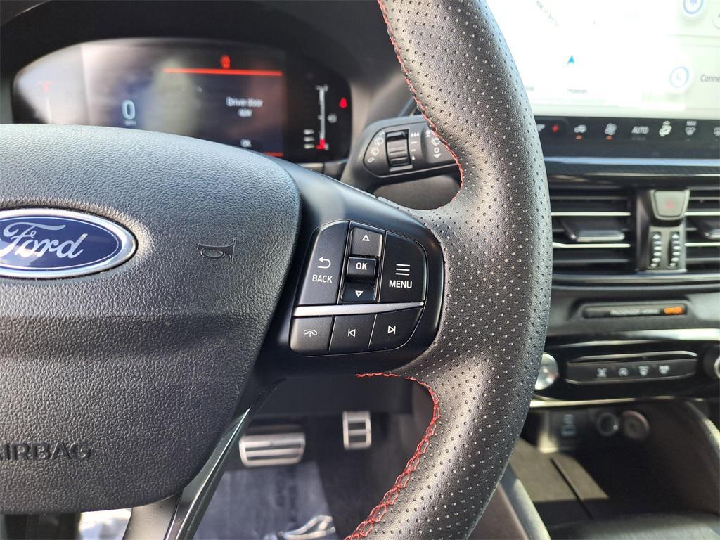 used 2023 Ford Escape car, priced at $22,153