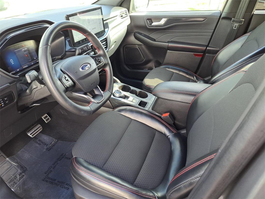 used 2023 Ford Escape car, priced at $22,153