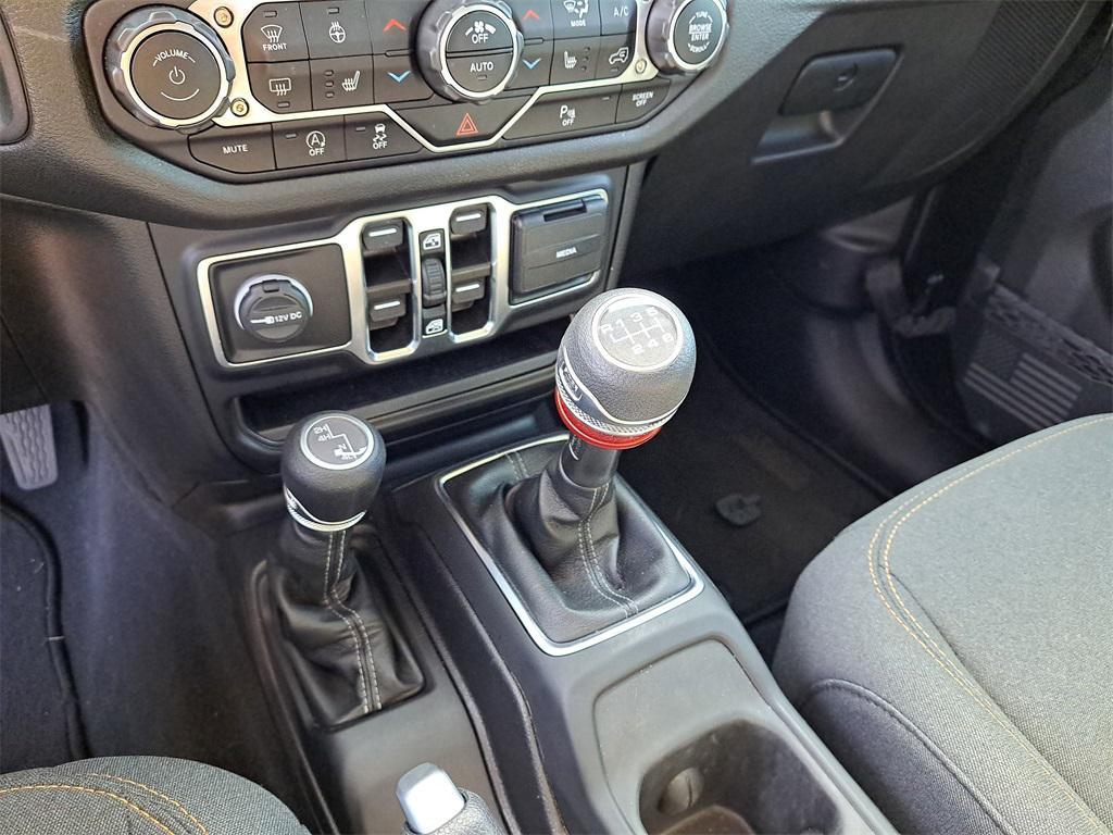 used 2024 Jeep Gladiator car, priced at $34,629