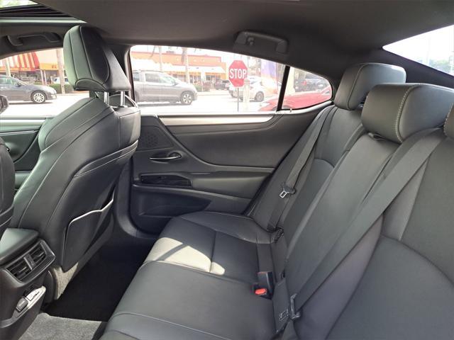 used 2022 Lexus ES 350 car, priced at $34,238