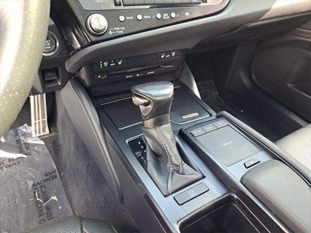 used 2022 Lexus ES 350 car, priced at $34,238