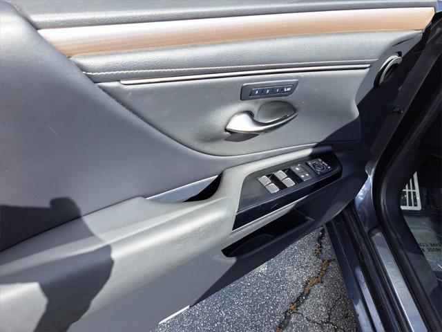 used 2022 Lexus ES 350 car, priced at $34,238